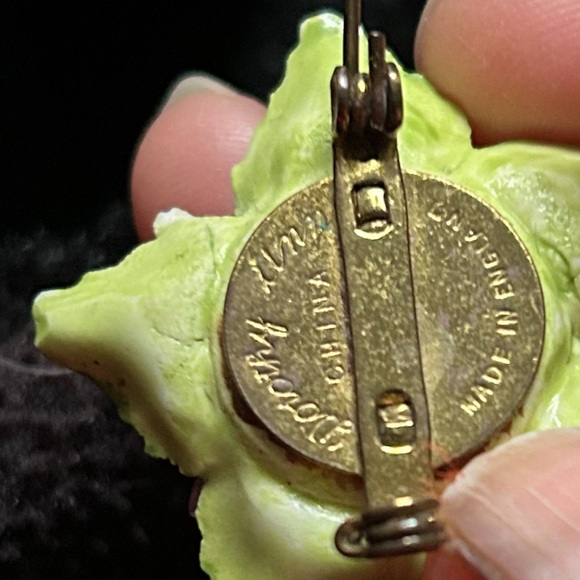 Floral Brooch with Colorful Flowers - Picture 6 of 11